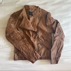 Super cute brown leather jacket with zippers and buttons